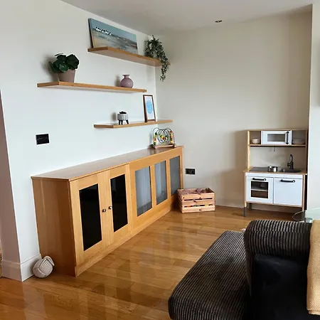 Penthouse Apartment - Town Centre, Sea Views, Secure Parking Portrush Exterior photo