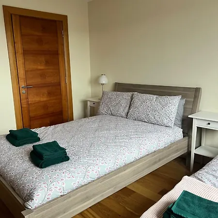 Penthouse Apartment - Town Centre, Sea Views, Secure Parking Portrush Exterior photo